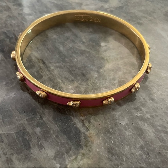 Alexander McQueen Skull Gold & Pink Bangle Bracelet - Picture 2 of 6